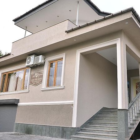 Center Villa Kutaiszi Kültér fotó