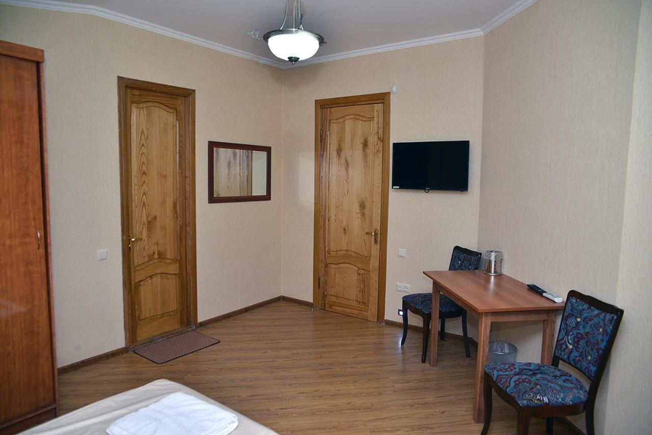 Center Villa Kutaiszi Kültér fotó