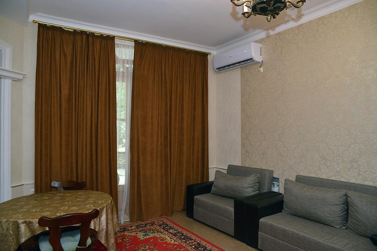 Center Villa Kutaiszi Kültér fotó